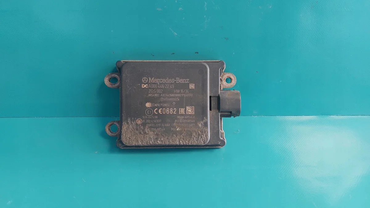 Radar Distronic Mercedes Actros MP4 A0004462249