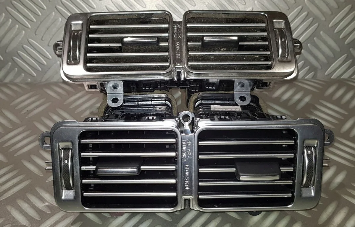 Range Rover Vogue L405 Grille Tunnel Arrière image 3