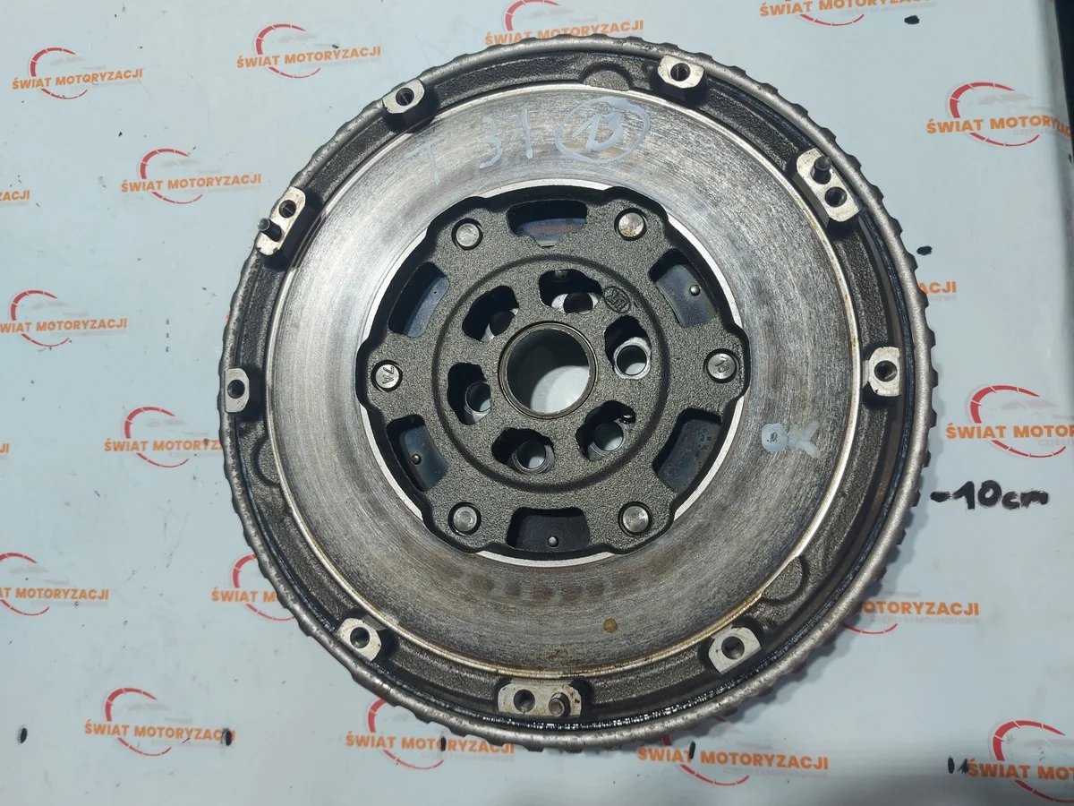 Nissan Juke 1.2 DIG-T koppling H10-01