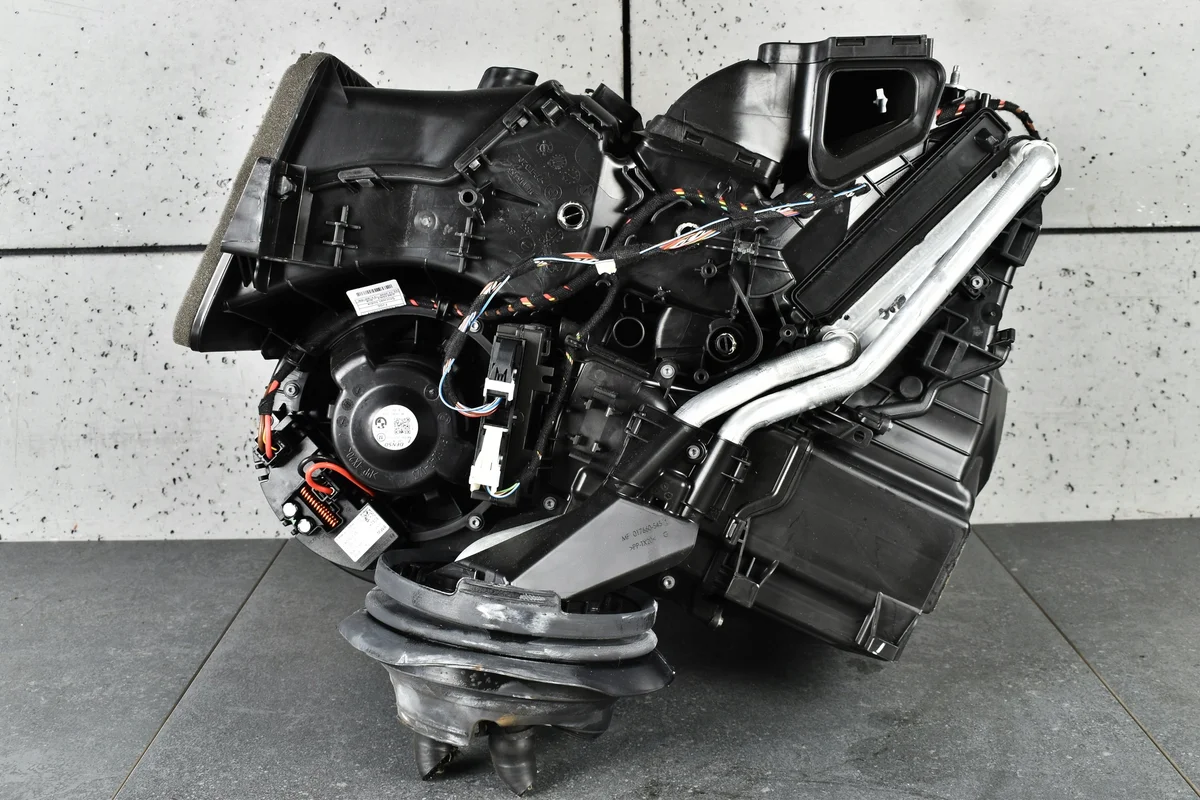 BMW F45 F46 X1 F48 X2 F39 Heizung 530510550 image 4