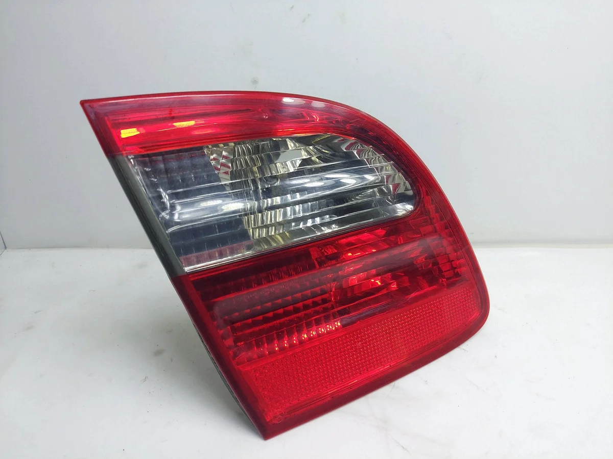 Achterlicht links Mercedes W211 Kombi Lift