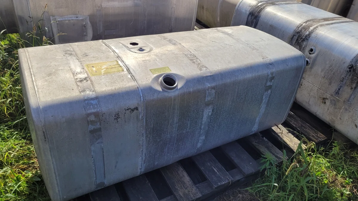 Réservoir carburant Scania 700L 1517309
