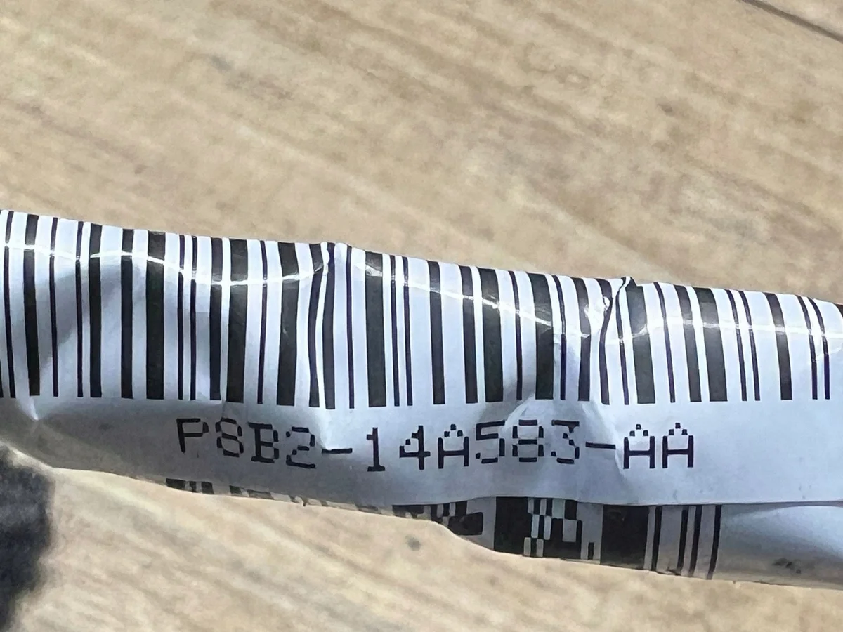 Land Rover Defender Bagagerumskabel L8B214603GC image 7