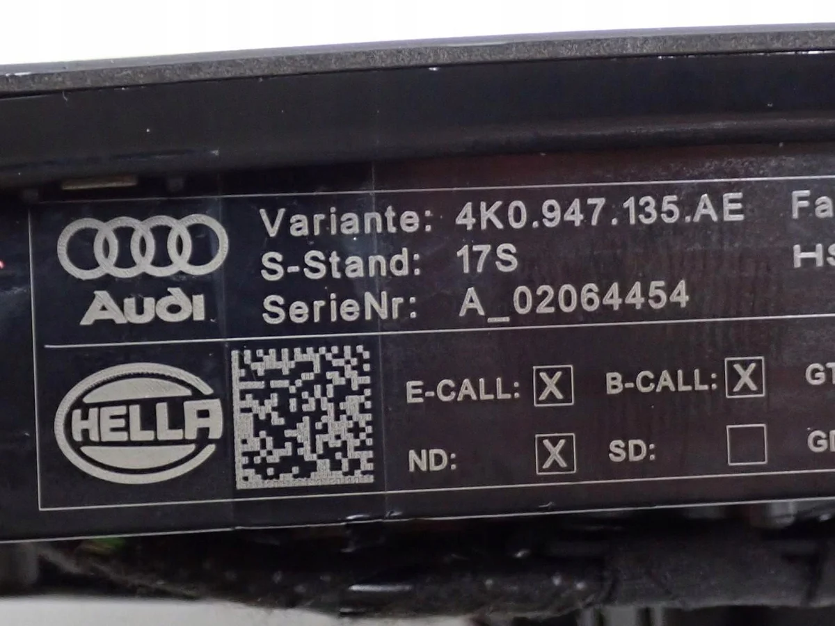 Innenleuchte Audi A4 B9 4K0947135AE gebraucht thumbnail 4