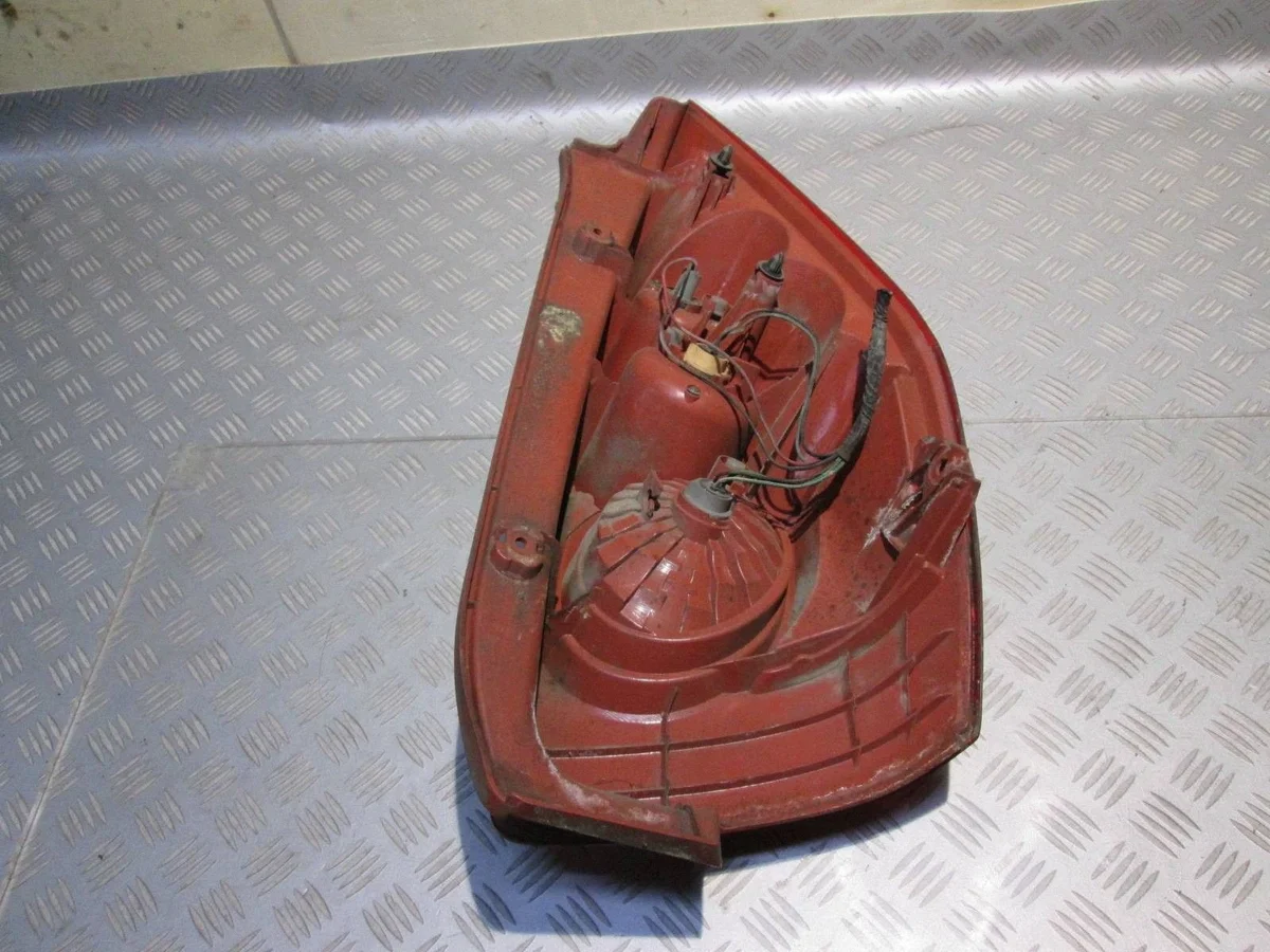 Rückleuchte Links Mazda 5 V CR ENP3325 image 3