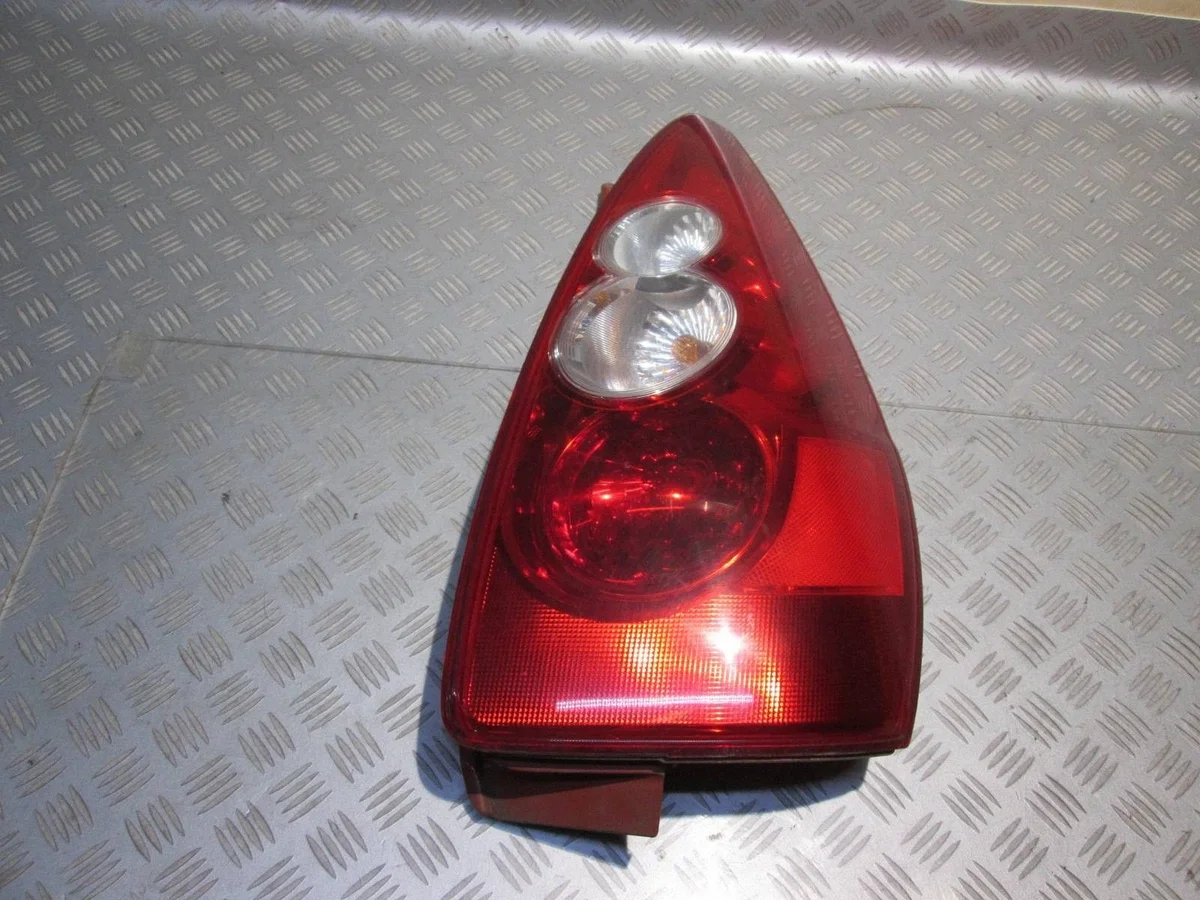 Rückleuchte rechts Mazda 5 V CR ENP3326