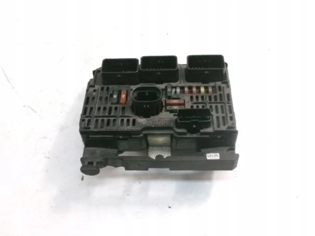 Peugeot 407 Sulakeboxi 9656086080 image 7