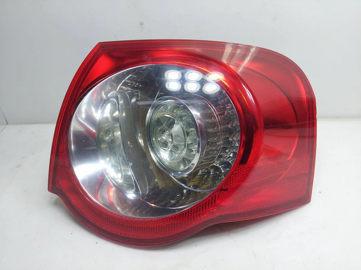 VW Passat B6 Kombi Rear Tail Light Right