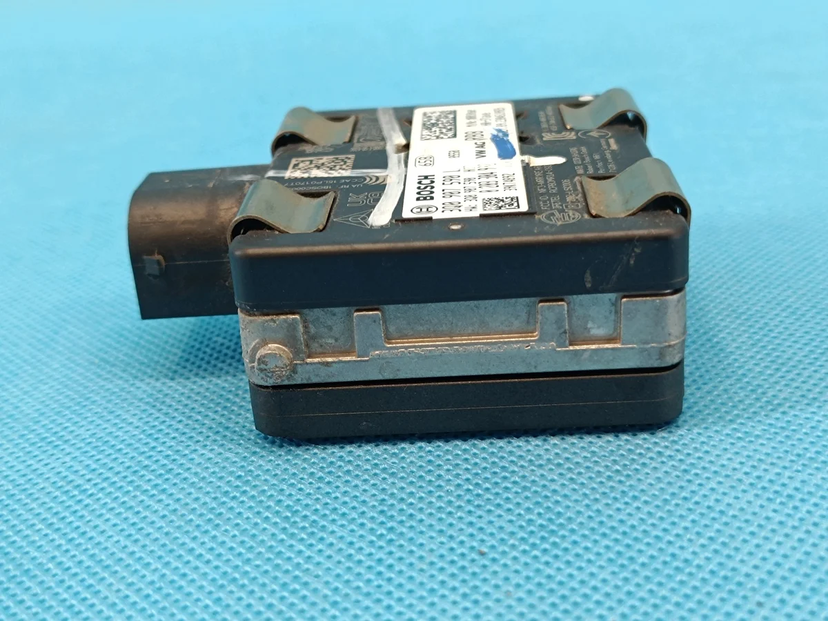 Audi Q3 F3 Radar Distronic 3Q0907590L image 5