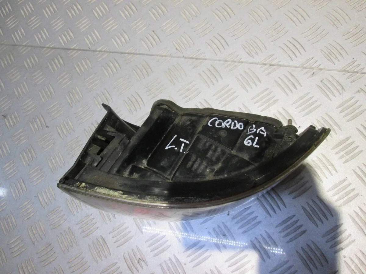 Rückleuchte links Seat Cordoba II 6L5945095A image 3