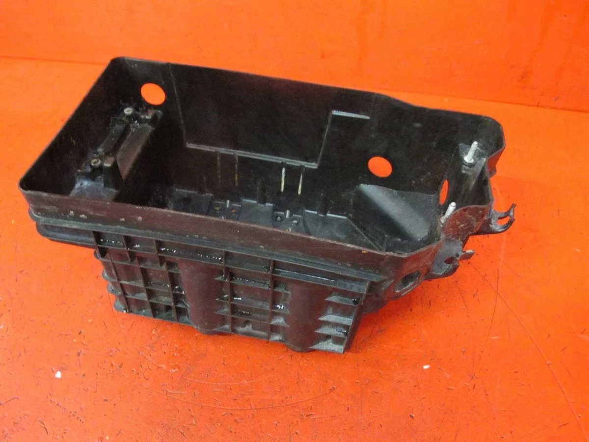 Renault Clio 5 V B7 19- Akku Halterung 648945022R