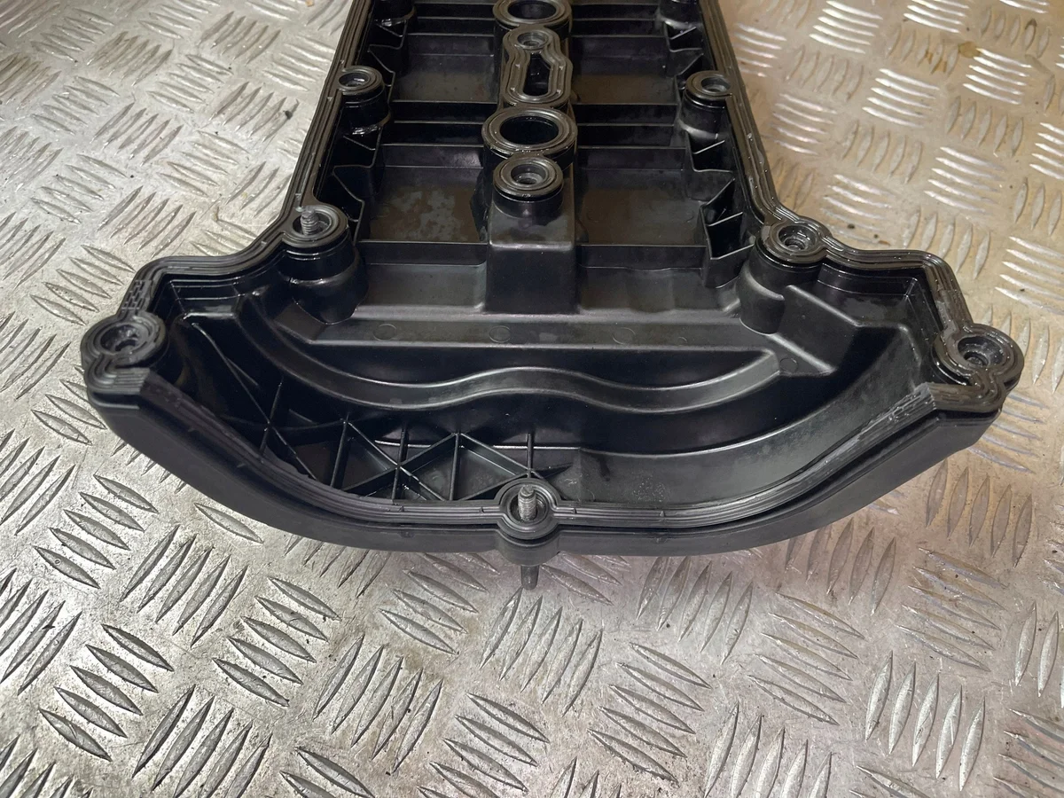 Maserati Ghibli 2014 Ventildeckel 20132435 image 6