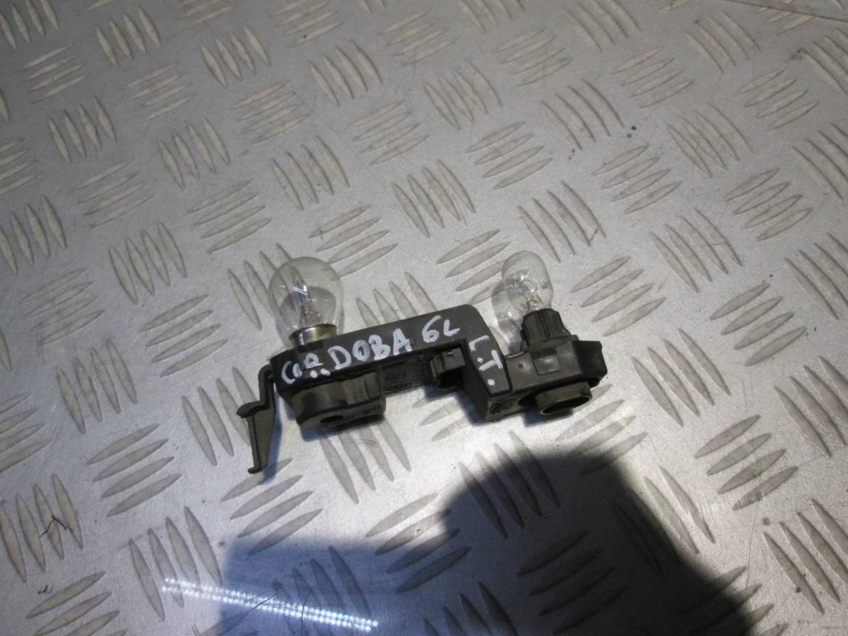 Achterlicht Links Seat Cordoba 6L5945257