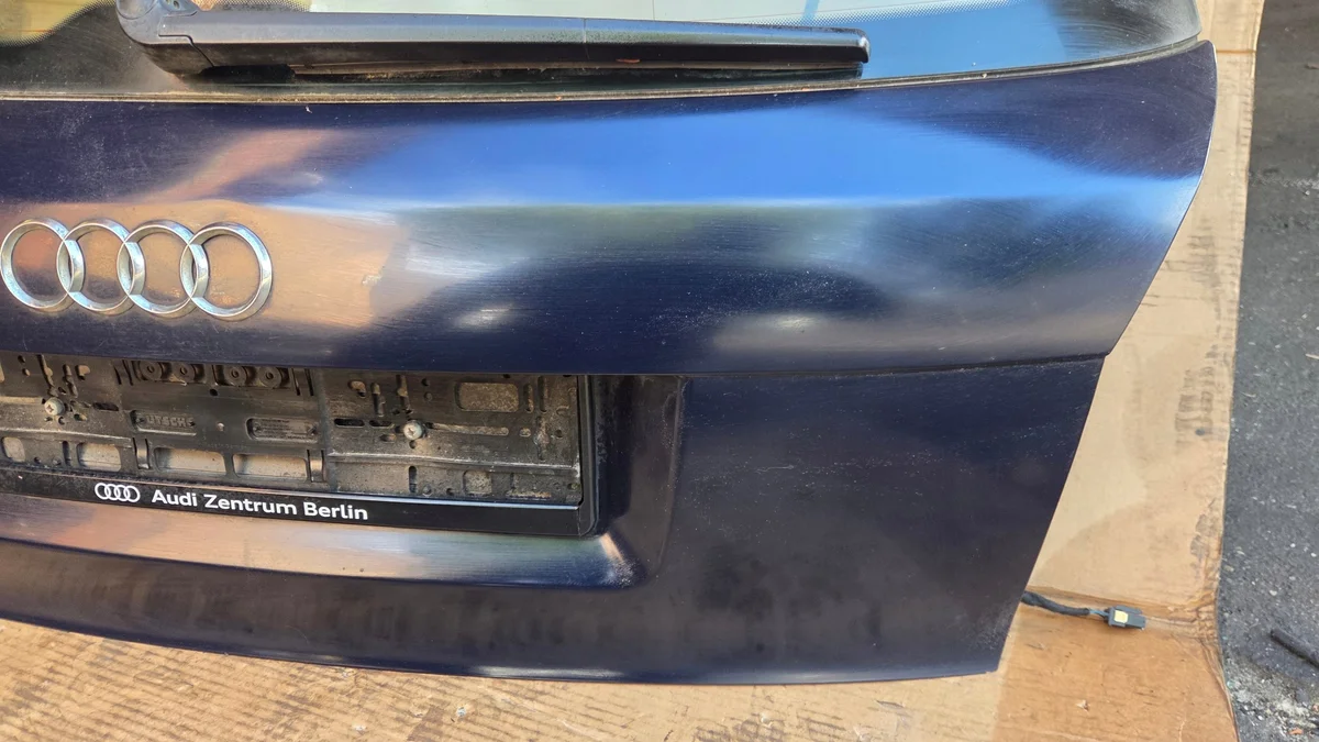 Audi A4 B6 Avant Rear Trunk Lid LZ5J image 6