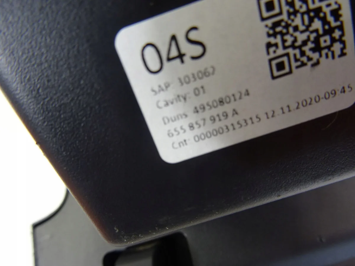 Skoda Kamiq Dashboard Console Shelf Used image 7