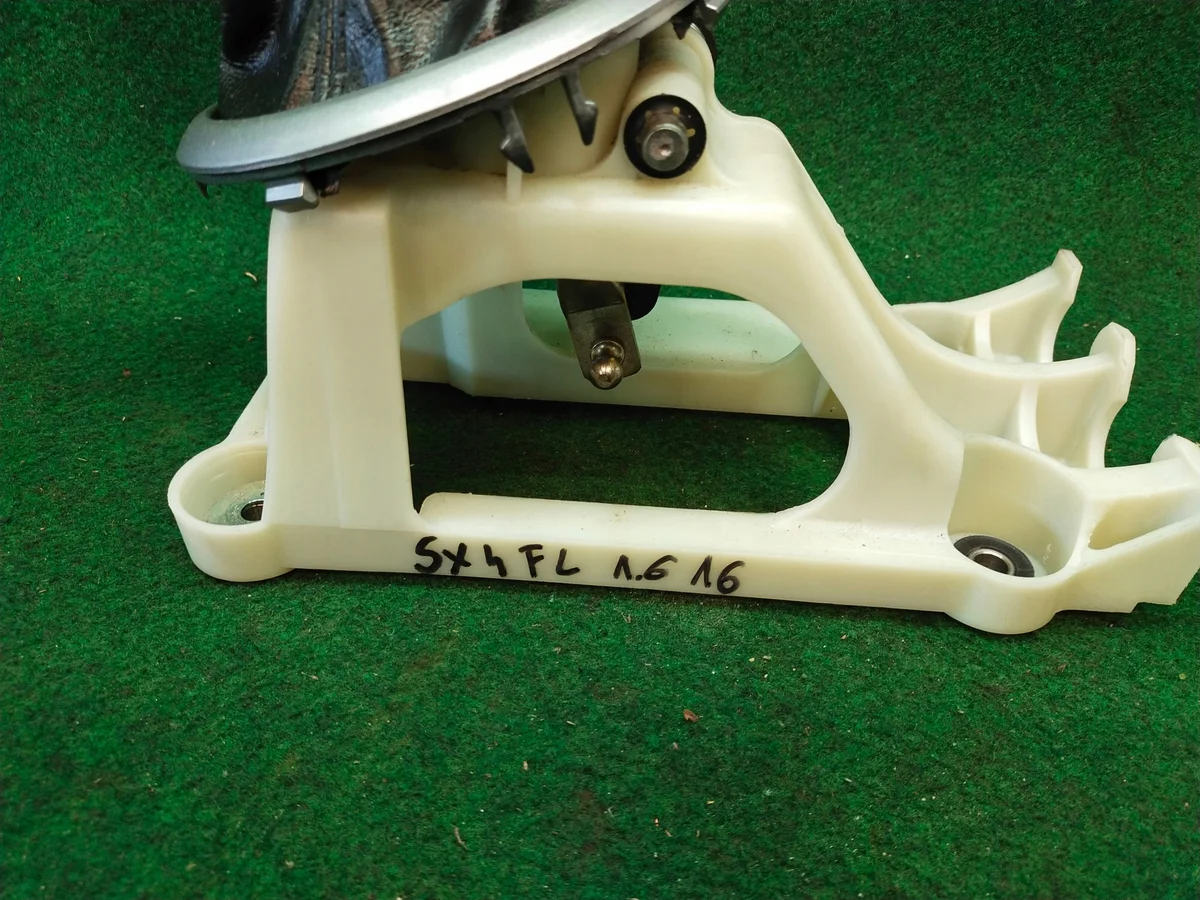 Schaltknauf Suzuki SX4 Sedici 1.6 16V image 4