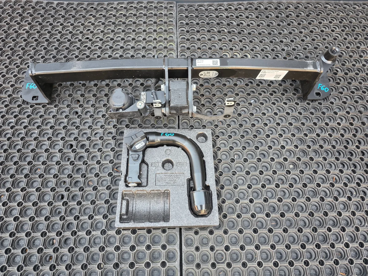 MINI F60 Vetokoukku, irrotettava, 6884562