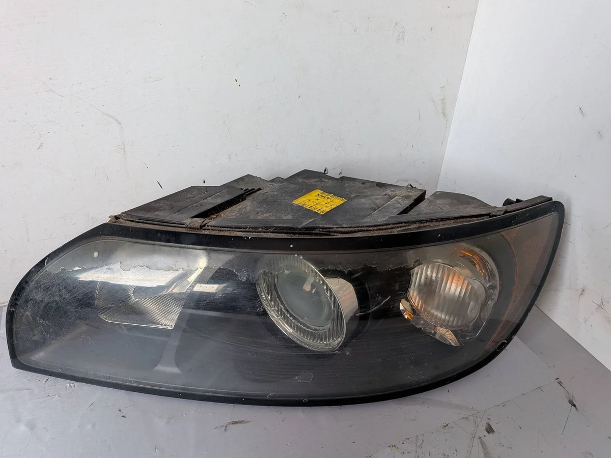 Faro Izquierdo Volvo V50 30698879