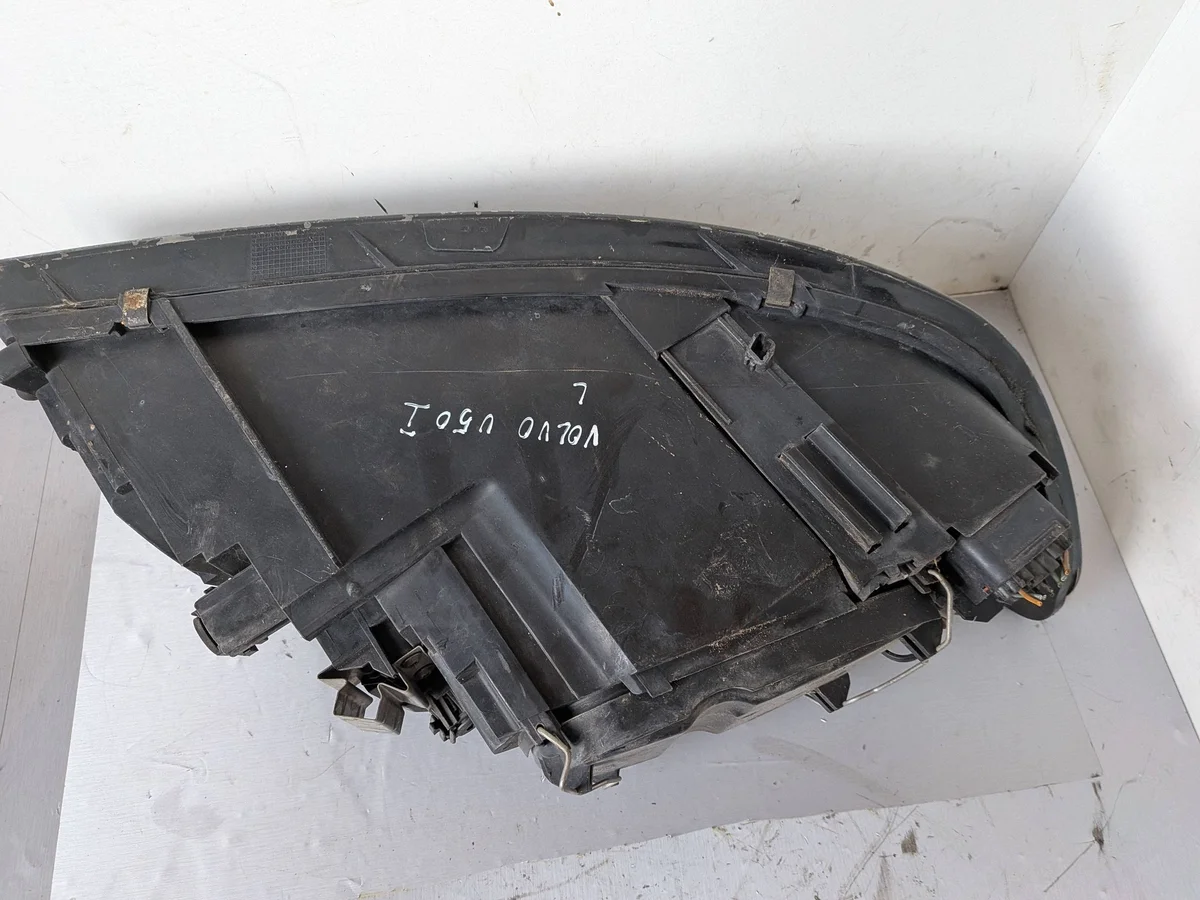 Scheinwerfer links Volvo V50 30698879 image 9