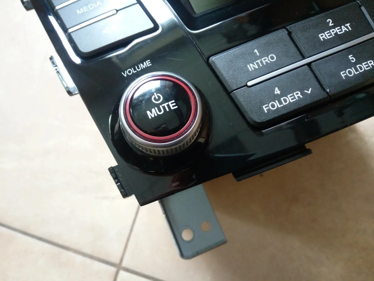 Radio Bluetooth SsangYong Tivoli XLV 89110-35000 thumbnail 1