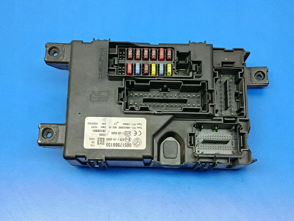 FIAT GRANDE PUNTO BSI säkringsbox 00517986150
