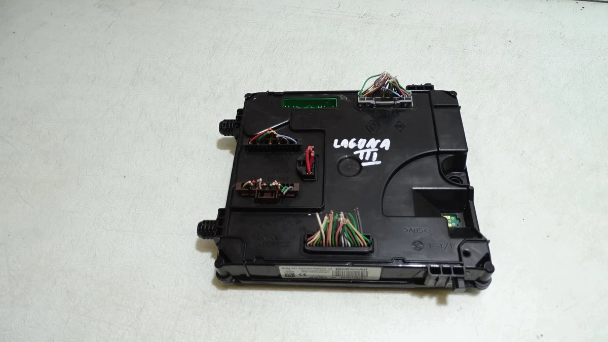 Module BCM Renault Laguna III 2.0 DCI 284B12329R