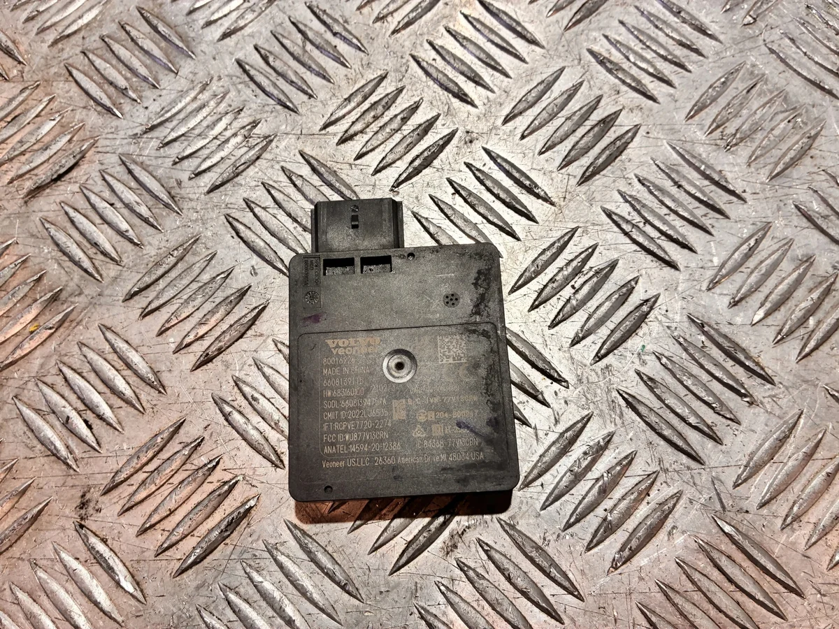 Radar Distronic Volvo EX30 80016228 Gebraucht