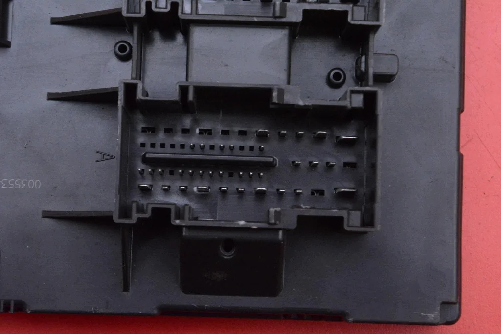 Komfortmodul 5K0937084H VW Touran 1.6 TDI image 4