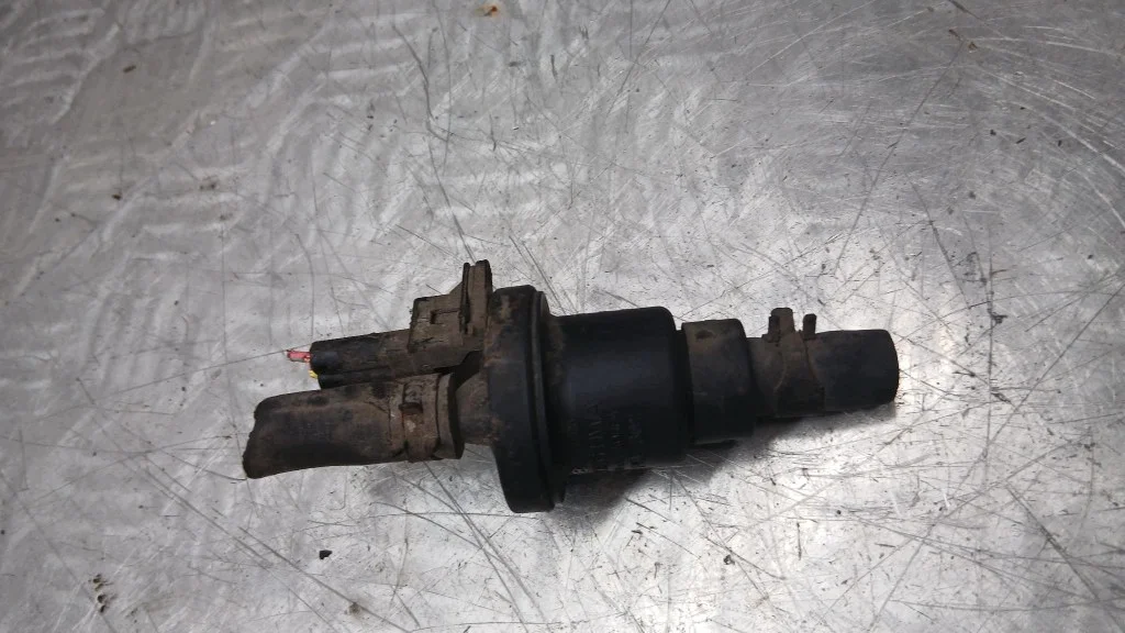Used Vacuum Valve Kia Rio 1.3B 02-05 PCV-002