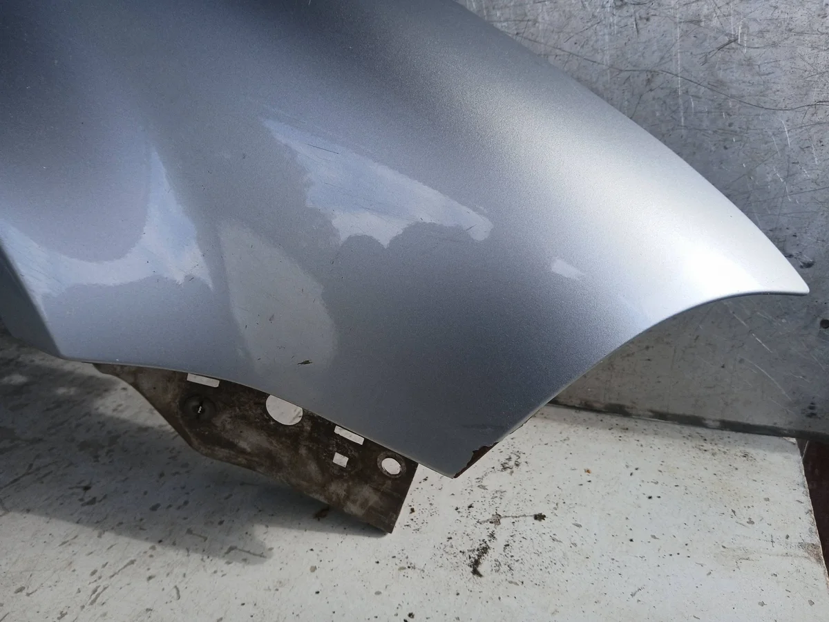 VW Passat B5 FL Right Front Fender 53H35 image 3