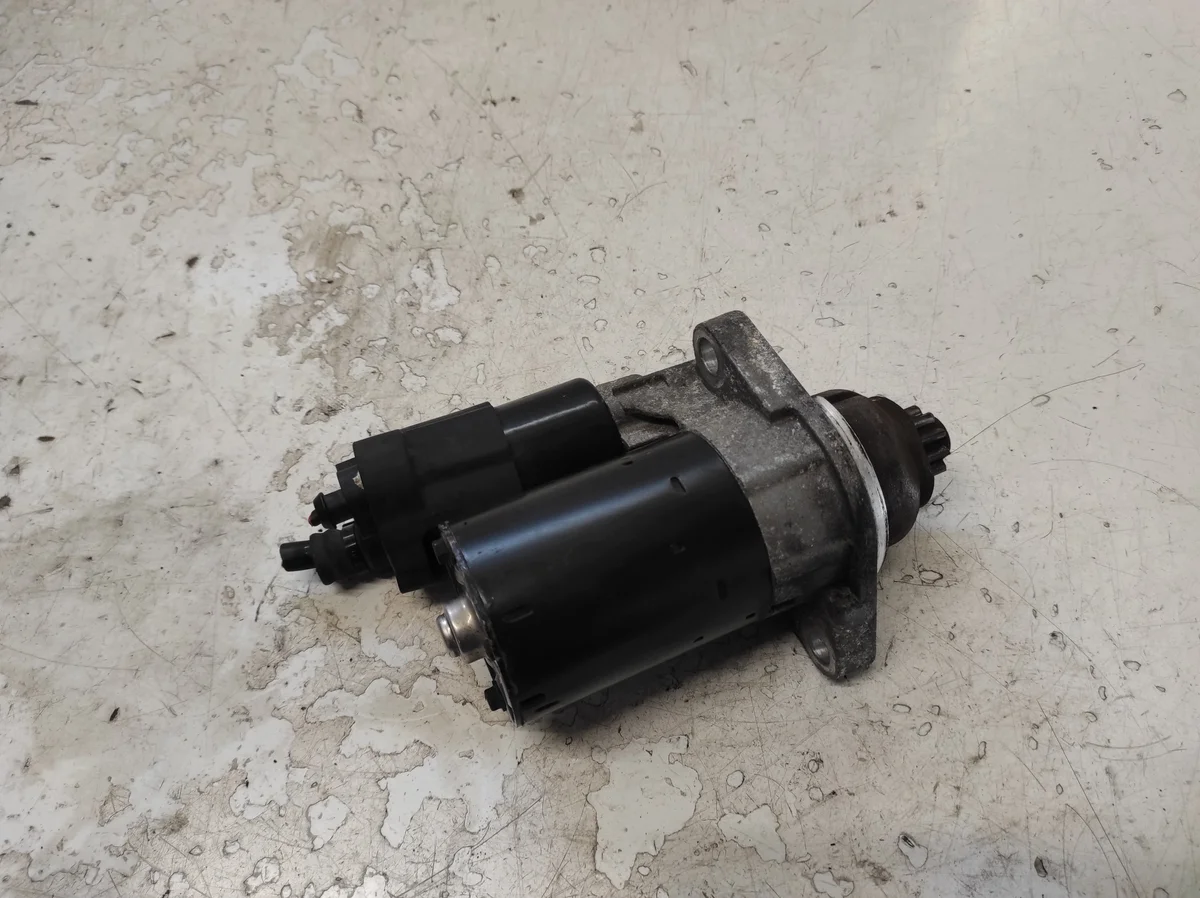 Audi A3 8P 1.6 Starter Motor image 4