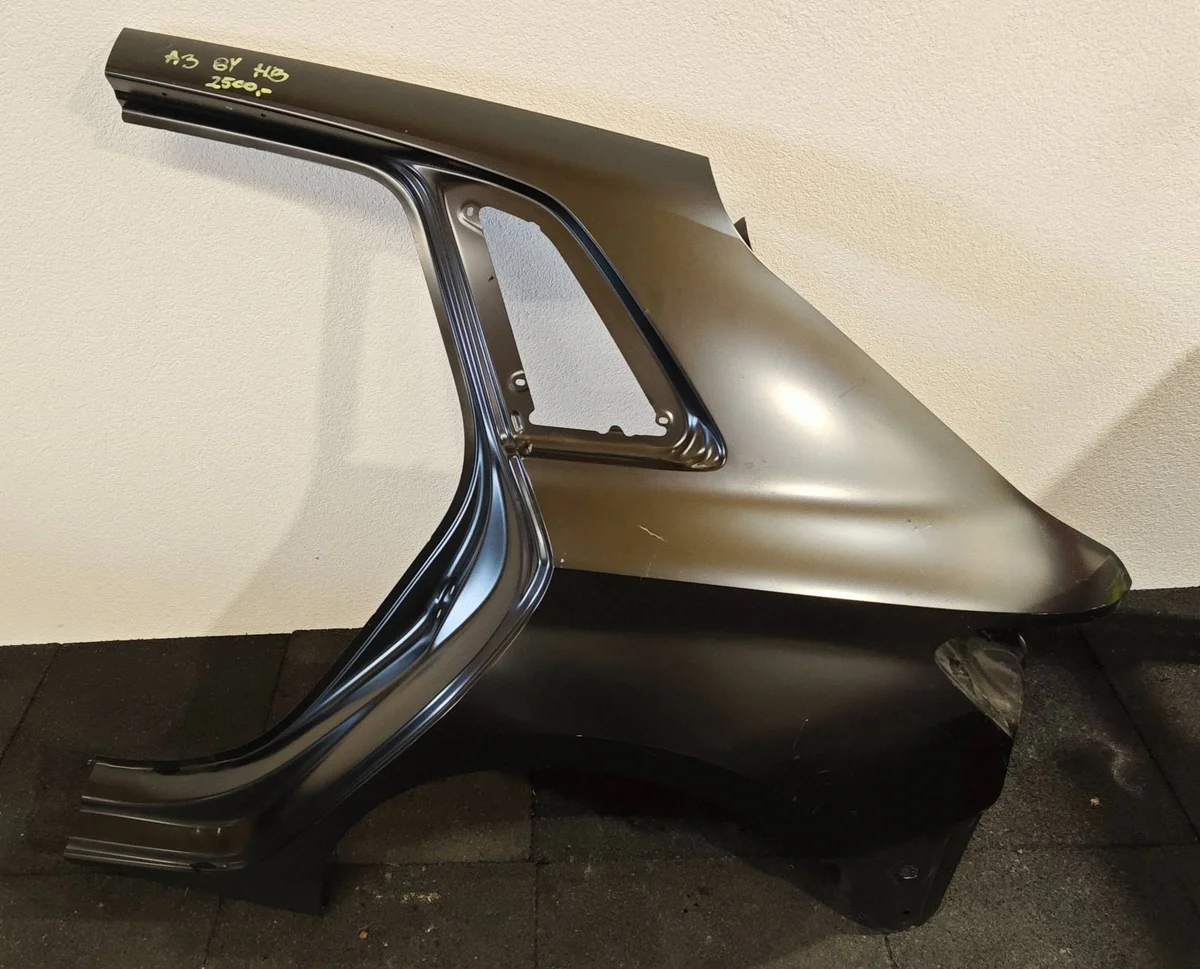 Audi A3 8Y Sportback parafango posteriore sinistro