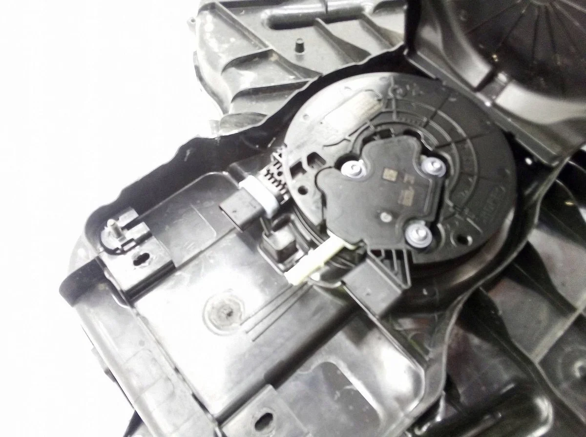 Ford Transit Custom AdBlue Tank PZ31-5J228-AE image 9