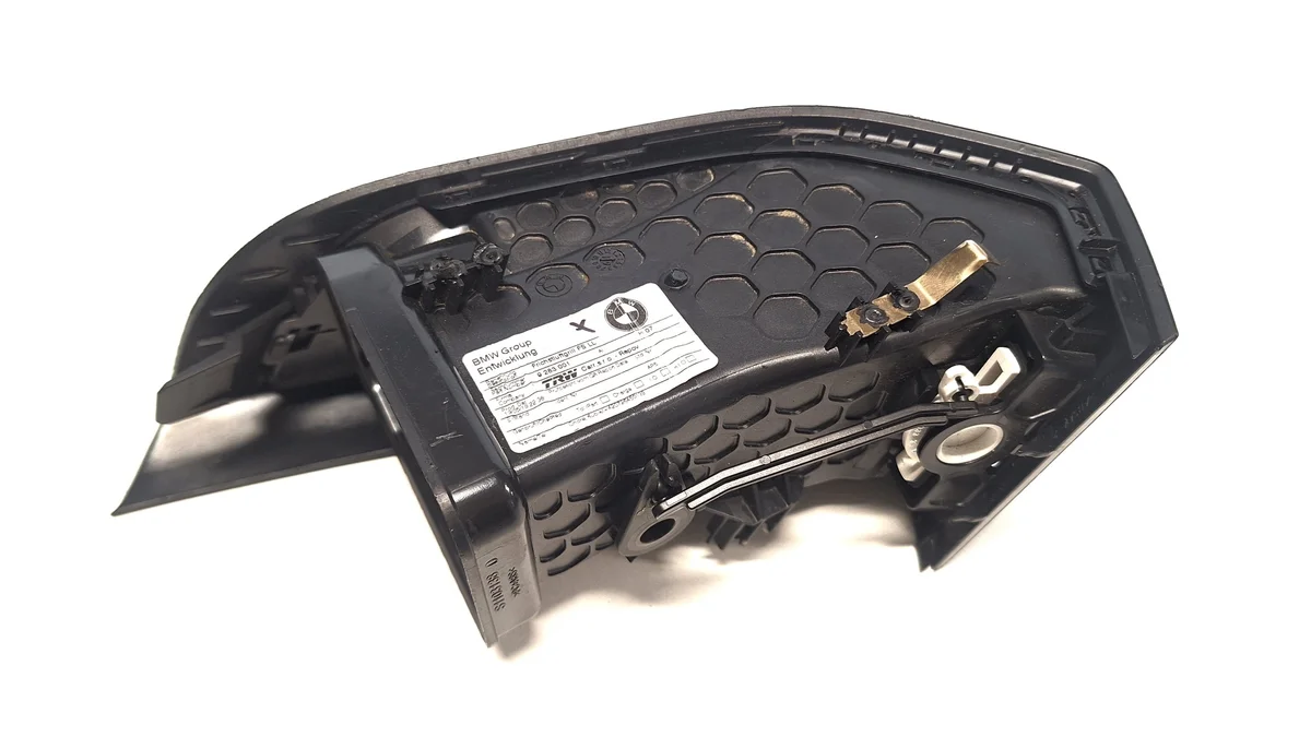 Rejilla BMW i3 I01 Izquierda 9283001 image 3