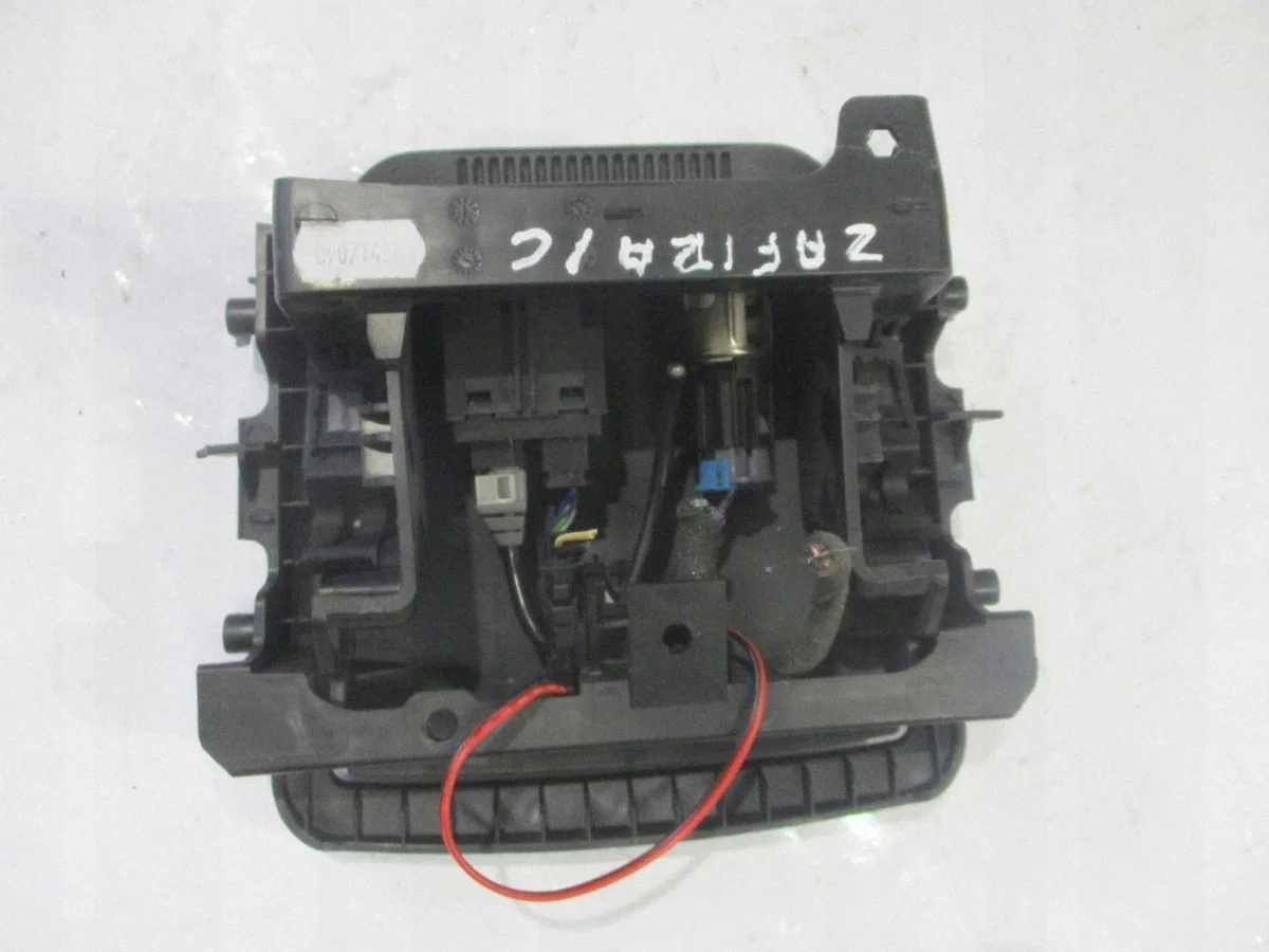 Förvaringsfack mittkonsol Opel Zafira C image 3