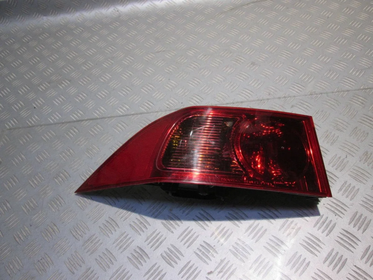 HONDA ACCORD VII LUZ TRASERA IZQUIERDA