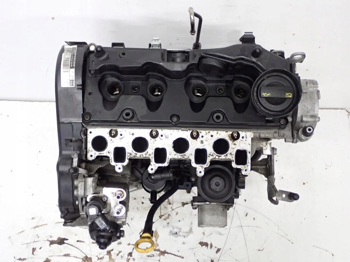 Used Engine Pump CFH 2.0TDI 140HP for VW Golf VI image 3