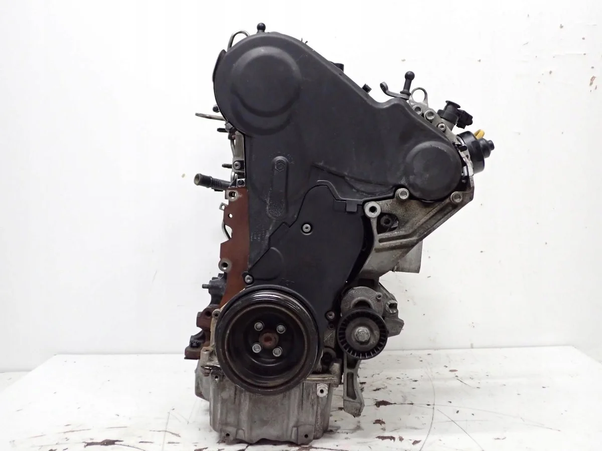 Used Engine Pump CFH 2.0TDI 140HP for VW Golf VI image 4