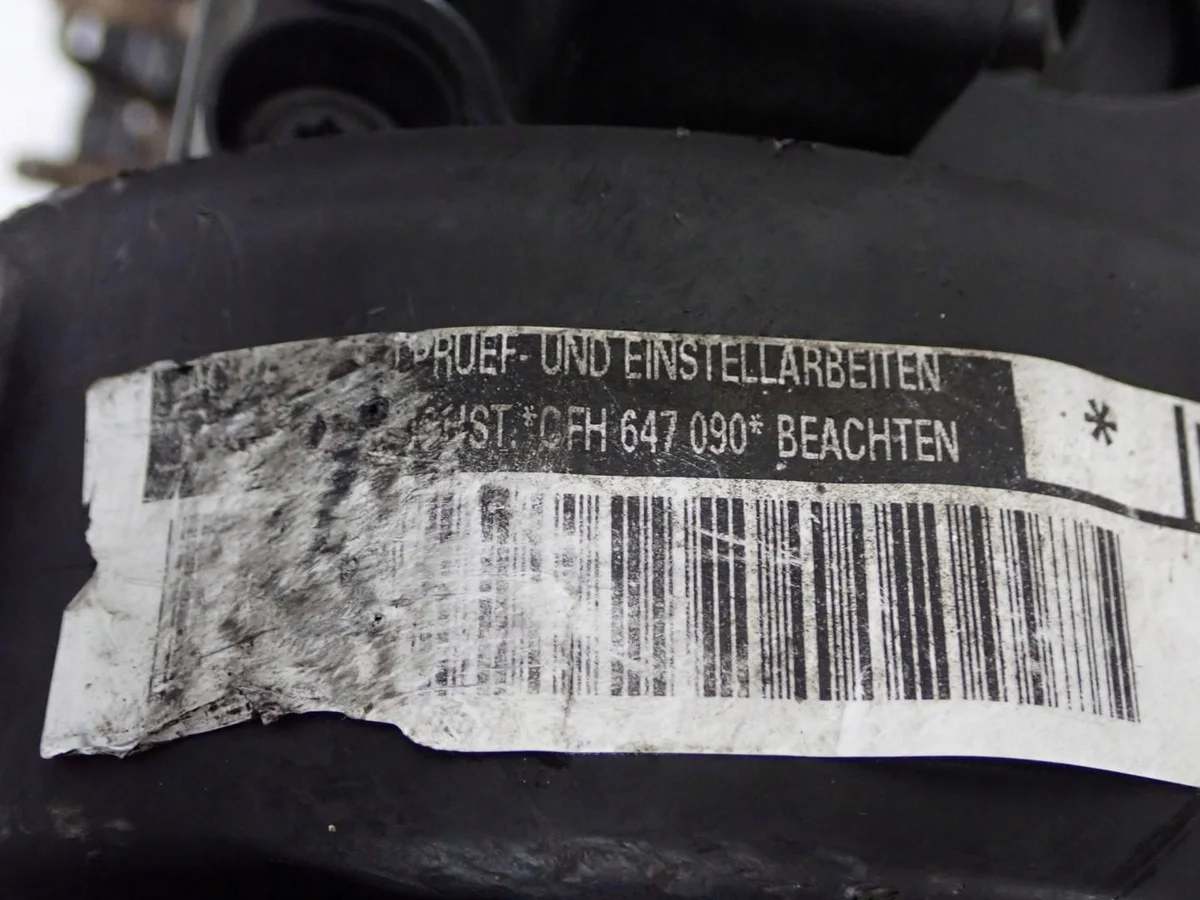 Used Engine Pump CFH 2.0TDI 140HP for VW Golf VI image 8