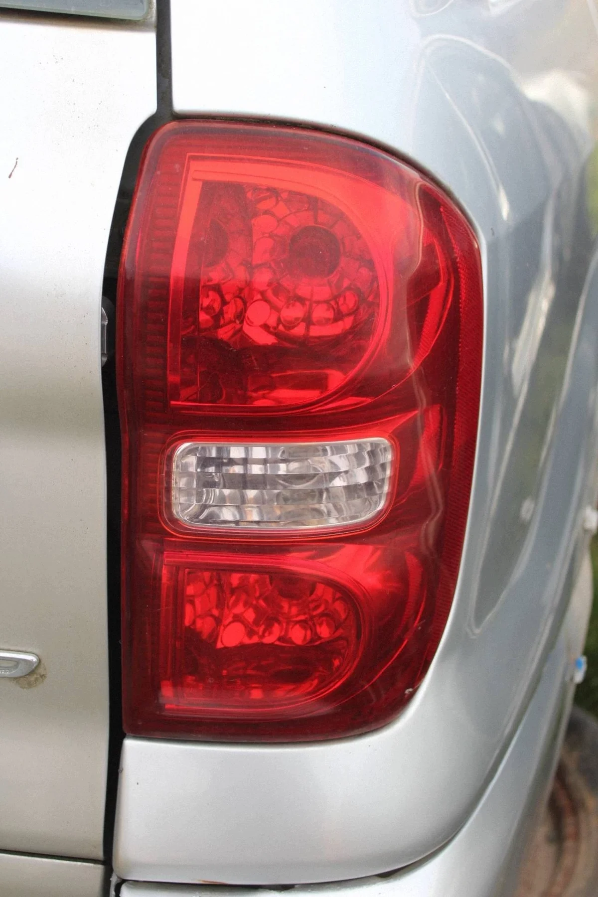Rückleuchte Rechts Toyota RAV 4 II BGK3547