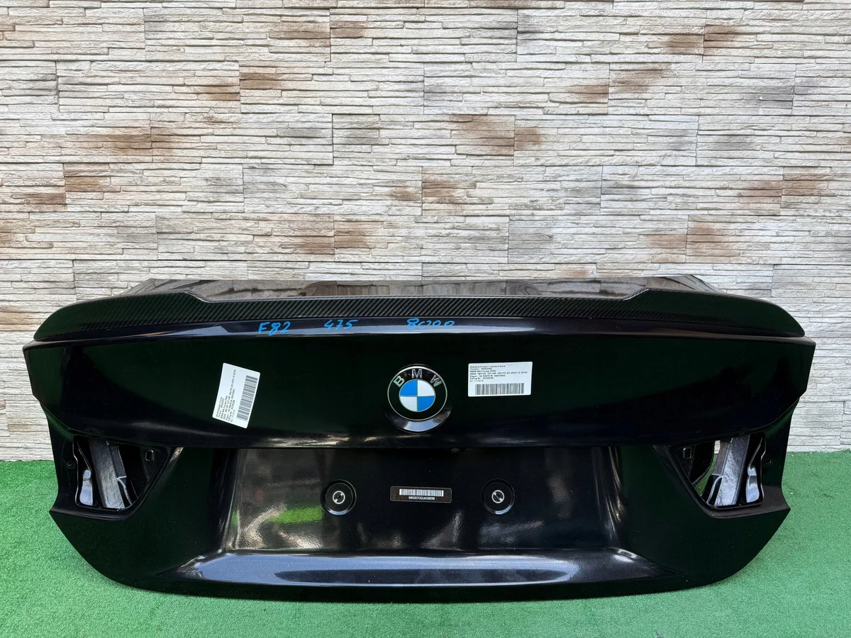 Takaluukku BMW M4 F82 CS hiilikuitu