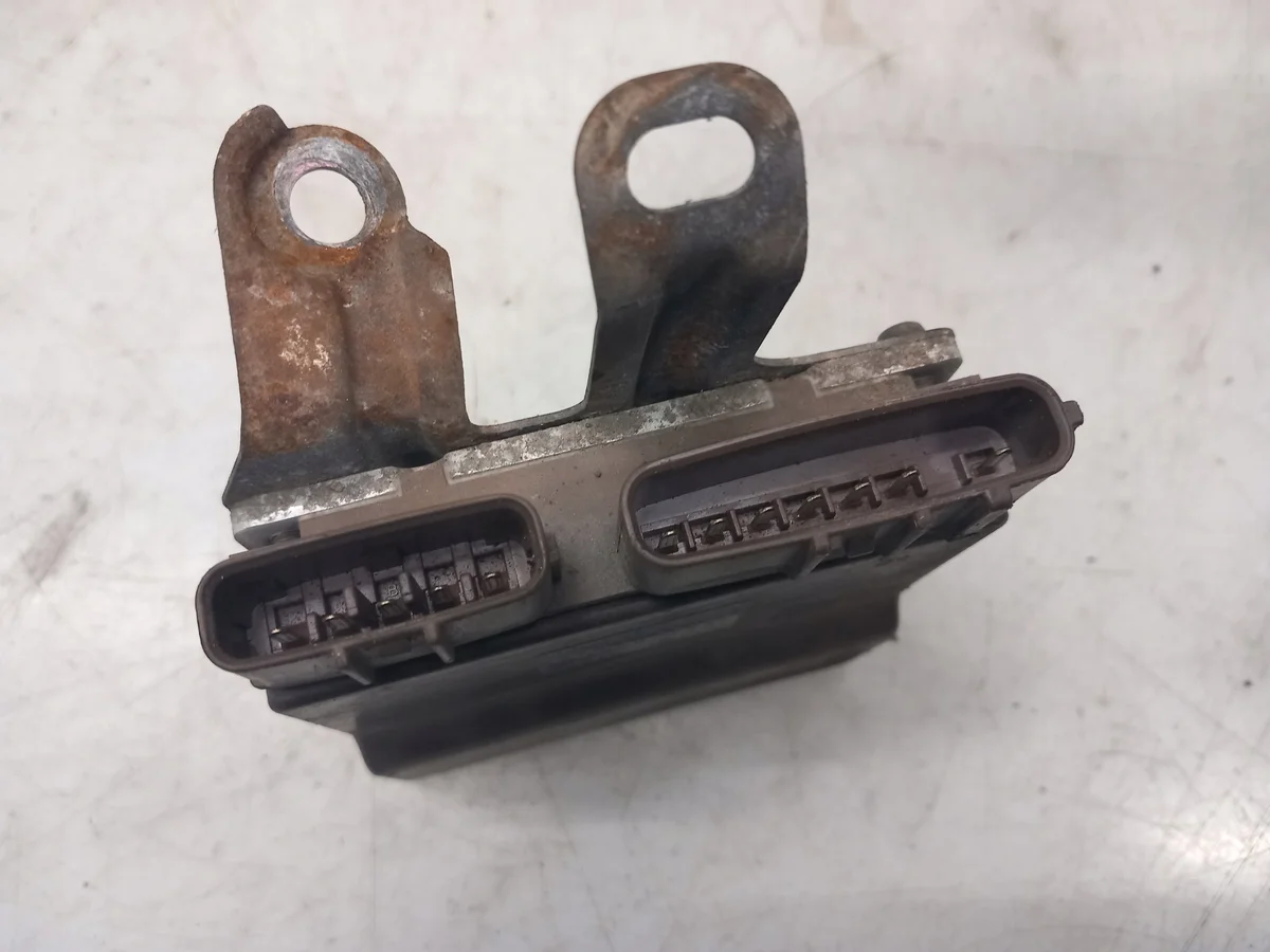Fuel Injection Control Unit Toyota Corolla Verso image 4