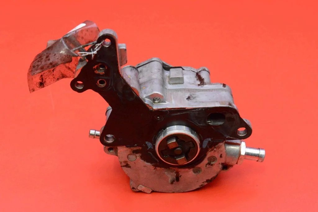 Pompe à vide Audi A4 B6 1.9 TDI