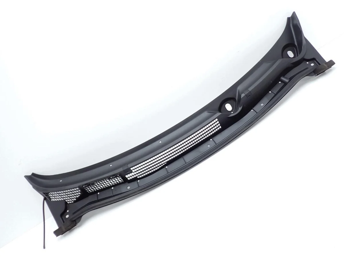Moldura Guardabarros Nissan Qashqai J10 Izq.