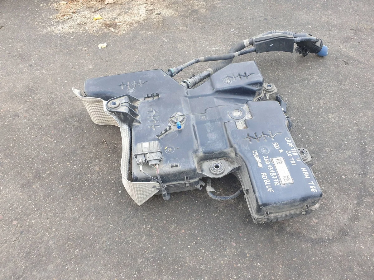 VW Crafter AdBlue Tank 2N0131877R image 6