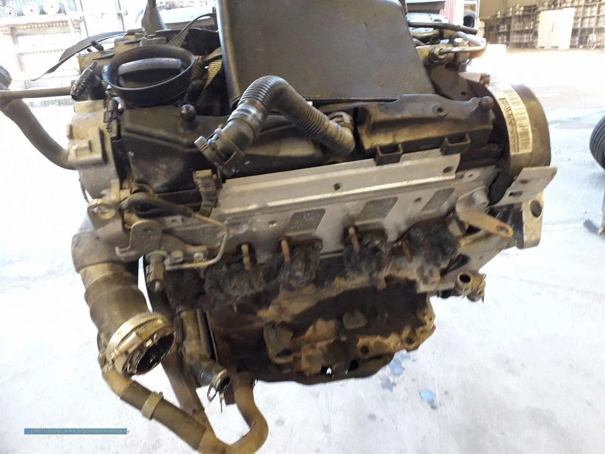 VW Passat B6 2009 Motor 03L100035K