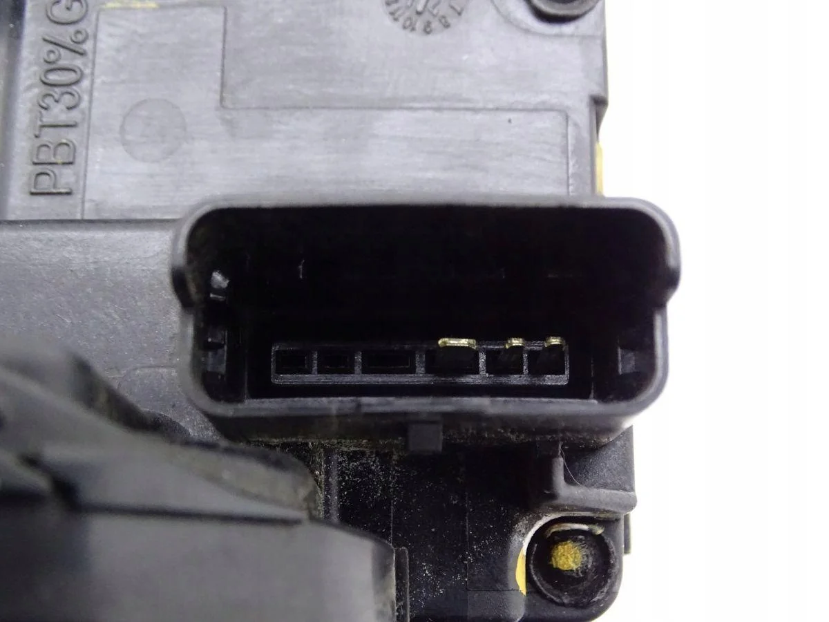 Nissan Qashqai J11 Türschloss vorne links image 3