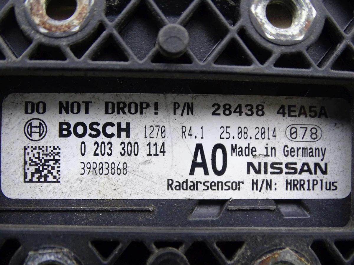 Nissan Qashqai J11 Radarsensor Distronic image 4