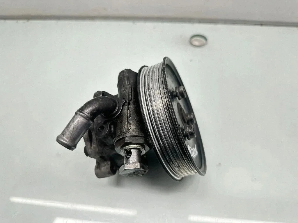 Audi Q7 4L Power Steering Pump TL8422154 Used