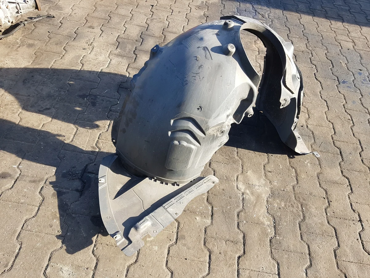 BMW 2 F45 LIFT etulokasuoja, oikea image 3